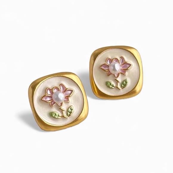 Anthropologie Jewelry - Vintage Style Floral Pearl Stud Earrings Lotus Design